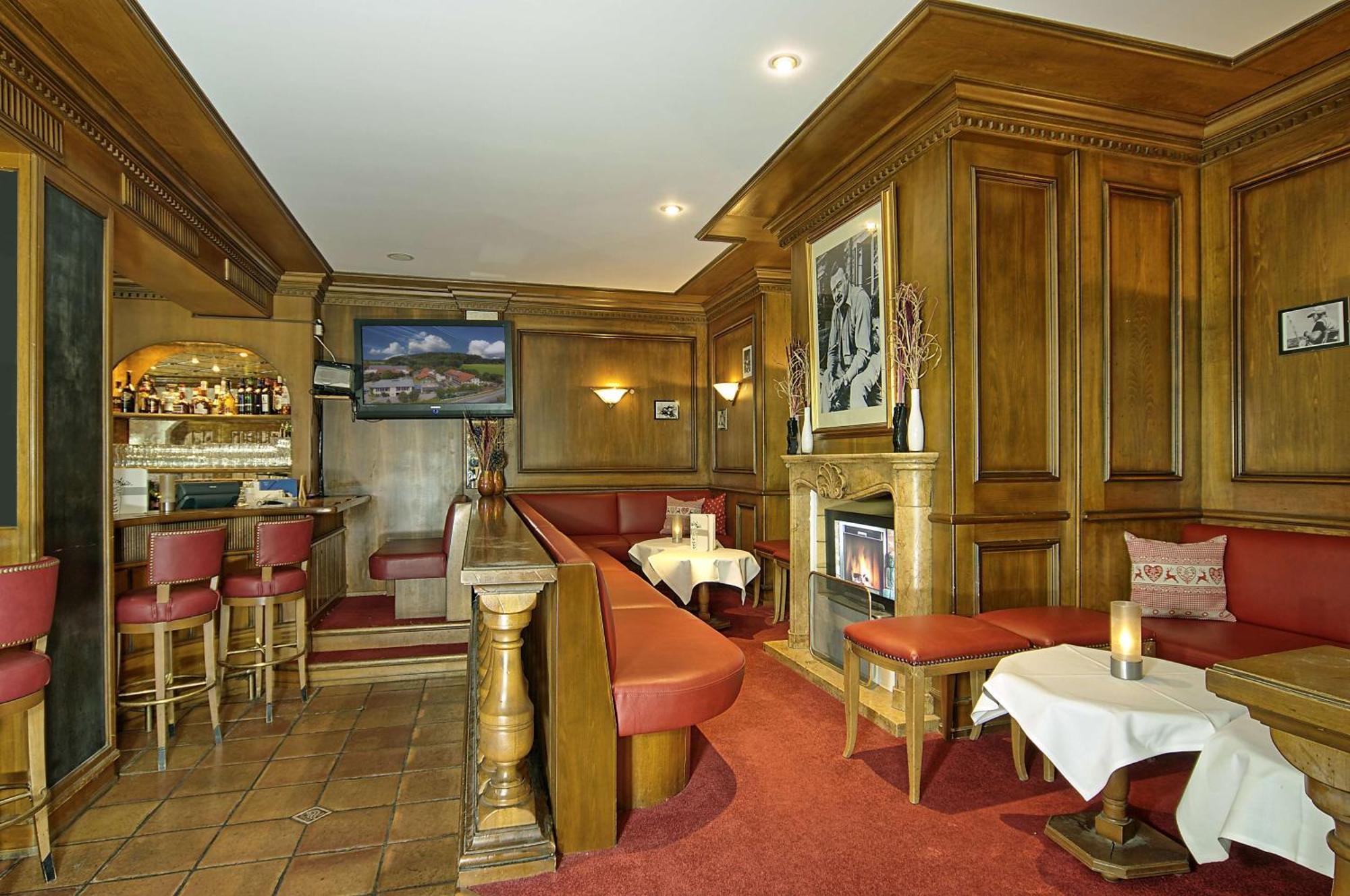 Hotel Bayerischer Hof Miesbach, BW Premier Collection Esterno foto
